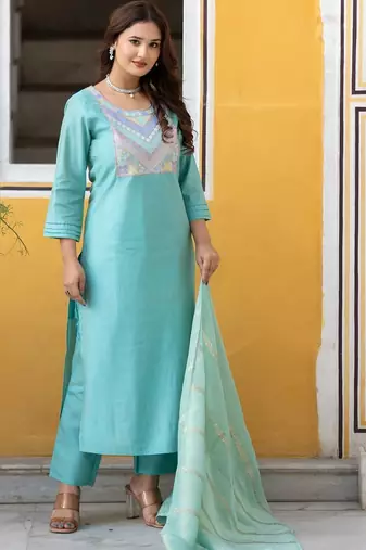 Women Ethnic Motifs Embroidered Regular Thread Work Kurta with Trousers & With Dupatta