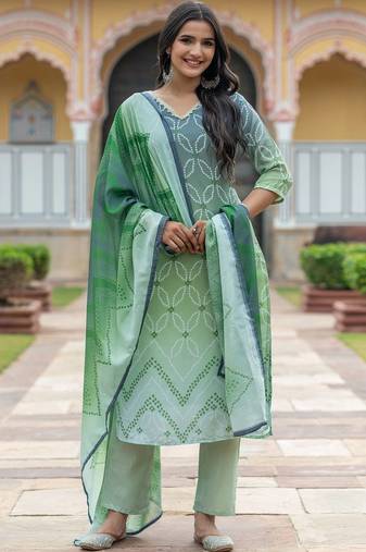 Women Ombre Printed Regular Pure Cotton Kurta with Trousers & With Dupatta