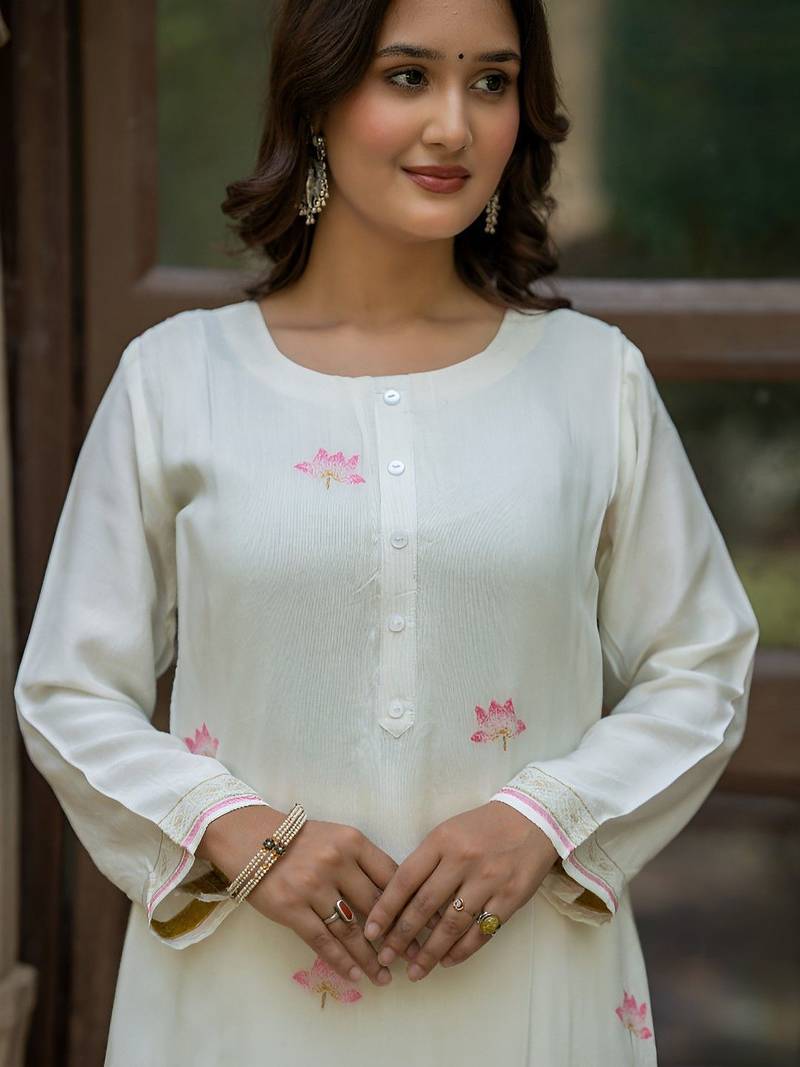Women Floral Embroidered Silk Kurta with Trousers