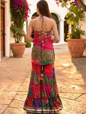 Women Dyed Regular Kurta with Sharara & With Dupatta 4