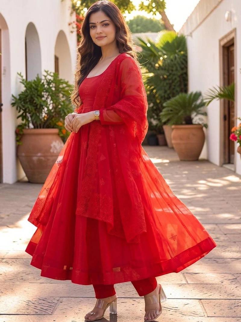 Women Empire Thread Work Kurta with Trousers & With Dupatta