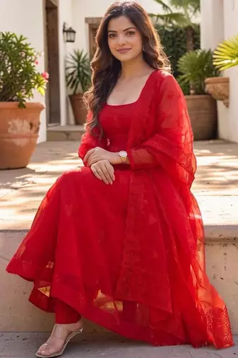 Women Empire Thread Work Kurta with Trousers & With Dupatta