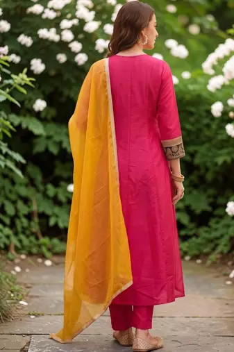 Women Embroidered Empire Thread Work Kurta with Trousers & With Dupatta