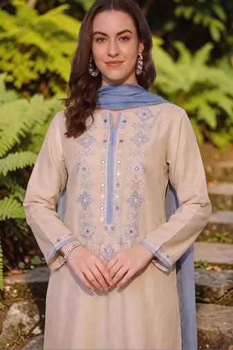Women Embroidered Regular Mirror Work Chanderi Silk Kurta with Trousers & Dupatta