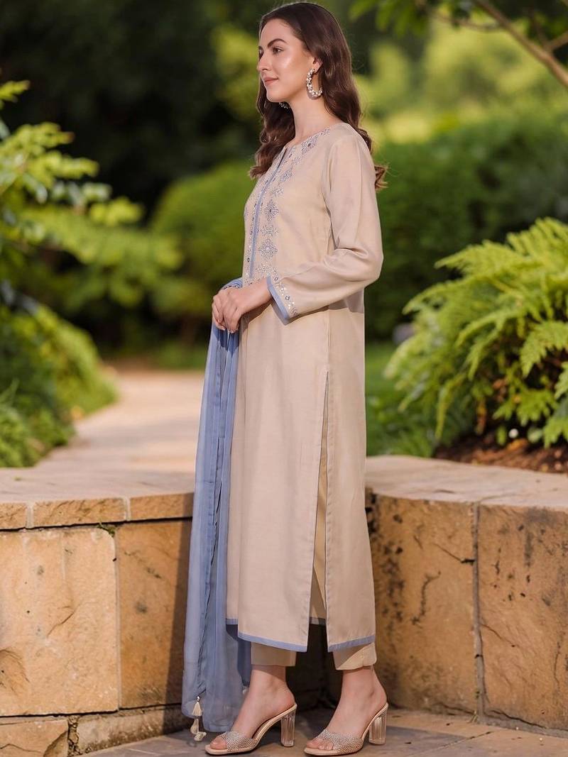 Women Embroidered Regular Mirror Work Chanderi Silk Kurta with Trousers & Dupatta