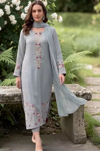 Women Floral Regular Thread Work Chanderi Silk Kurta with Trousers & With Dupatta