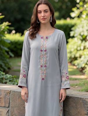 Women Floral Regular Thread Work Chanderi Silk Kurta with Trousers & With Dupatta 3