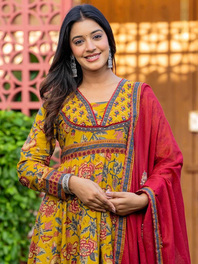 Women Floral Printed Cotton Anarkali Kurta with Trousers & Dupatta