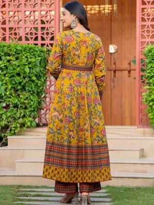 Women Floral Printed Cotton Anarkali Kurta with Trousers & Dupatta 7