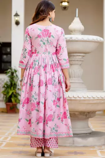 Women Floral Printed Empire Pure Cotton Kurta with Trousers & With Dupatta