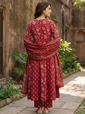 Women Ethnic Motifs Printed Empire Mirror Work Pure Cotton Kurta with Palazzos & With Dupatta 3