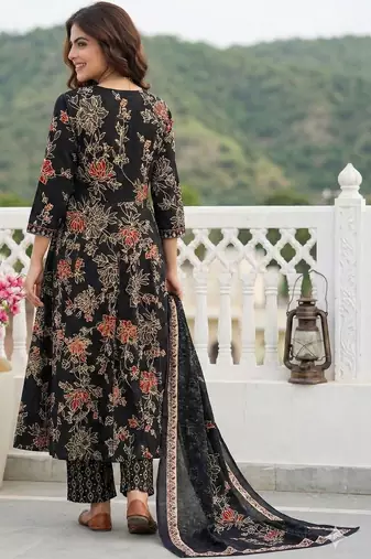 Women Floral Printed Angrakha Pure Cotton Kurta with Trousers & With Dupatta
