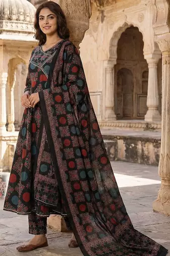 Women Ethnic Motifs Printed Angrakha Gotta Patti Pure Cotton Kurta with Trousers & With Dupatta