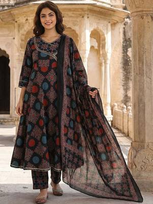Women Ethnic Motifs Printed Angrakha Gotta Patti Pure Cotton Kurta with Trousers & With Dupatta 5