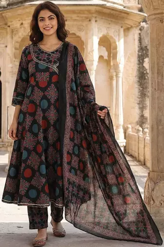 Women Ethnic Motifs Printed Angrakha Gotta Patti Pure Cotton Kurta with Trousers & With Dupatta