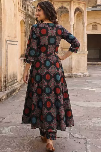 Women Ethnic Motifs Printed Angrakha Gotta Patti Pure Cotton Kurta with Trousers & With Dupatta
