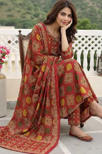 Women Ethnic Motifs Printed Angrakha Thread Work Pure Cotton Kurta with Trousers & With Dupatta