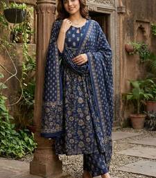 Women Floral Printed Panelled Pure Cotton Kurta with Trousers & With Dupatta