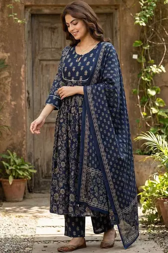 Women Floral Printed Panelled Pure Cotton Kurta with Trousers & With Dupatta