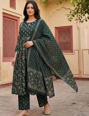 Women Floral Printed Empire Pure Cotton Kurta with Trousers & With Dupatta 2
