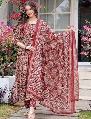 Women Floral Printed Layered Mirror Work Pure Cotton Kurta with Trousers & With Dupatta 5