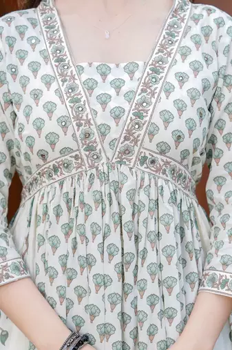 Women Floral Printed Empire Mirror Work Pure Cotton Kurta with Trousers & With Dupatta