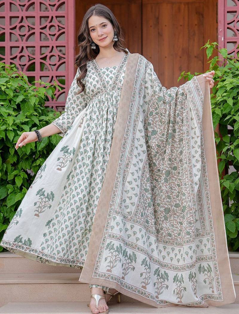 Women Floral Printed Empire Mirror Work Pure Cotton Kurta with Trousers & With Dupatta