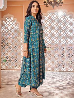Floral Printed Pleated Anarkali Kurta with Trousers & Dupatta 3