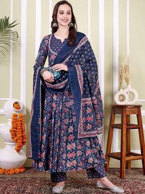 Floral Printed Notch Neck Pure Cotton Anarkali Kurta With Trousers & Dupatta 5