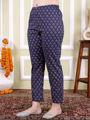 Floral Printed Notch Neck Pure Cotton Anarkali Kurta With Trousers & Dupatta 6