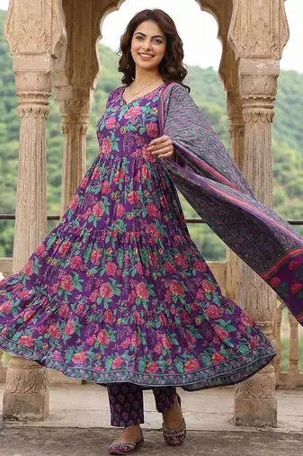 Women Floral Printed Tiered Pure Cotton Kurta with Trousers & With Dupatta