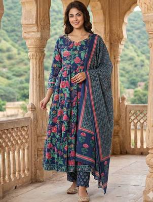 Women Floral Printed Tiered Pure Cotton Kurta with Trousers & With Dupatta 1