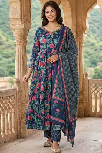 Women Floral Printed Tiered Pure Cotton Kurta with Trousers & With Dupatta