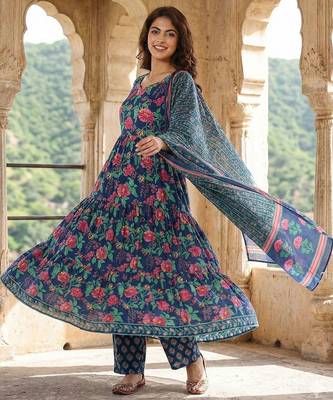 Women Floral Printed Tiered Pure Cotton Kurta with Trousers & With Dupatta 2