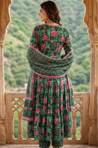 Women Floral Printed Tiered Pure Cotton Kurta with Trousers & With Dupatta