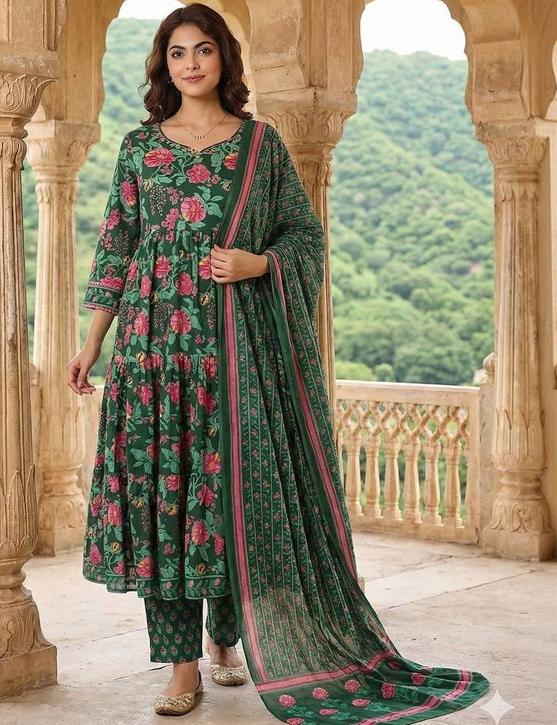 Women Floral Printed Tiered Pure Cotton Kurta with Trousers & With Dupatta