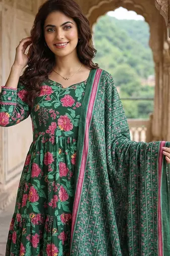 Women Floral Printed Tiered Pure Cotton Kurta with Trousers & With Dupatta