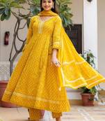 Women Floral Printed Angrakha Thread Work Pure Cotton Kurta with Trousers & With Dupatta