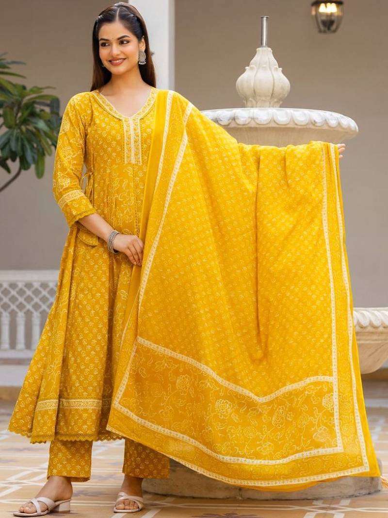 Women Floral Printed Angrakha Thread Work Pure Cotton Kurta with Trousers & With Dupatta