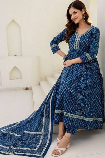 Women Floral Printed Panelled Pure Cotton Kurta with Palazzos & With Dupatta