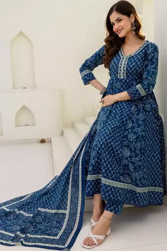 Women Floral Printed Panelled Pure Cotton Kurta with Palazzos & With Dupatta