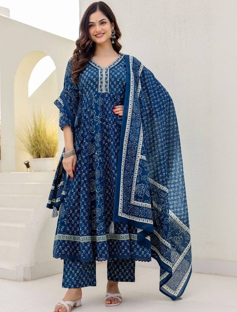 Women Floral Printed Panelled Pure Cotton Kurta with Palazzos & With Dupatta