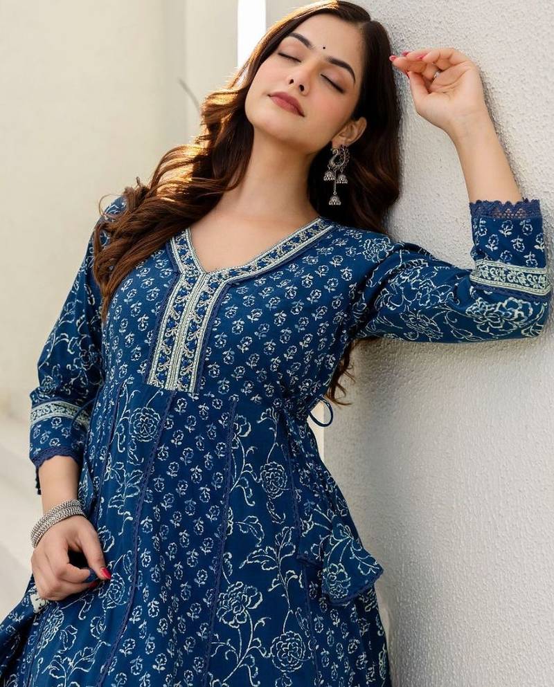 Women Floral Printed Panelled Pure Cotton Kurta with Palazzos & With Dupatta