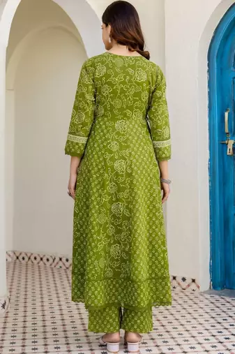 Women Ethnic Motifs Printed Regular Thread Work Pure Cotton Kurta with Trousers & With Dupatta