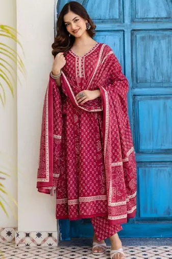 Women Floral Printed Panelled Thread Work Pure Cotton Kurta with Trousers & With Dupatta