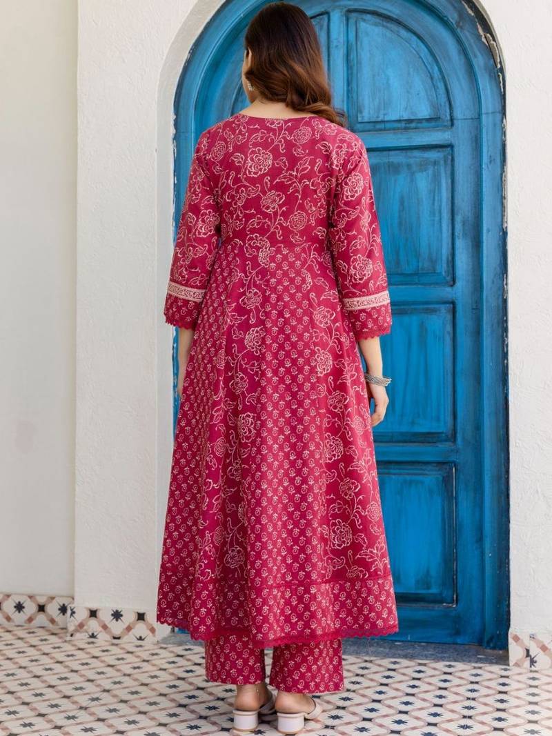 Women Floral Printed Panelled Thread Work Pure Cotton Kurta with Trousers & With Dupatta