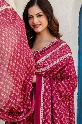 Women Floral Printed Panelled Thread Work Pure Cotton Kurta with Trousers & With Dupatta