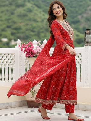 Women Ethnic Motifs Printed Regular Beads and Stones Pure Cotton Kurta with Trousers & With Dupatta 3
