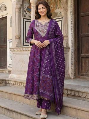 Women Ethnic Motifs Printed Panelled Thread Work Pure Cotton Kurta with Trousers & With Dupatta 3