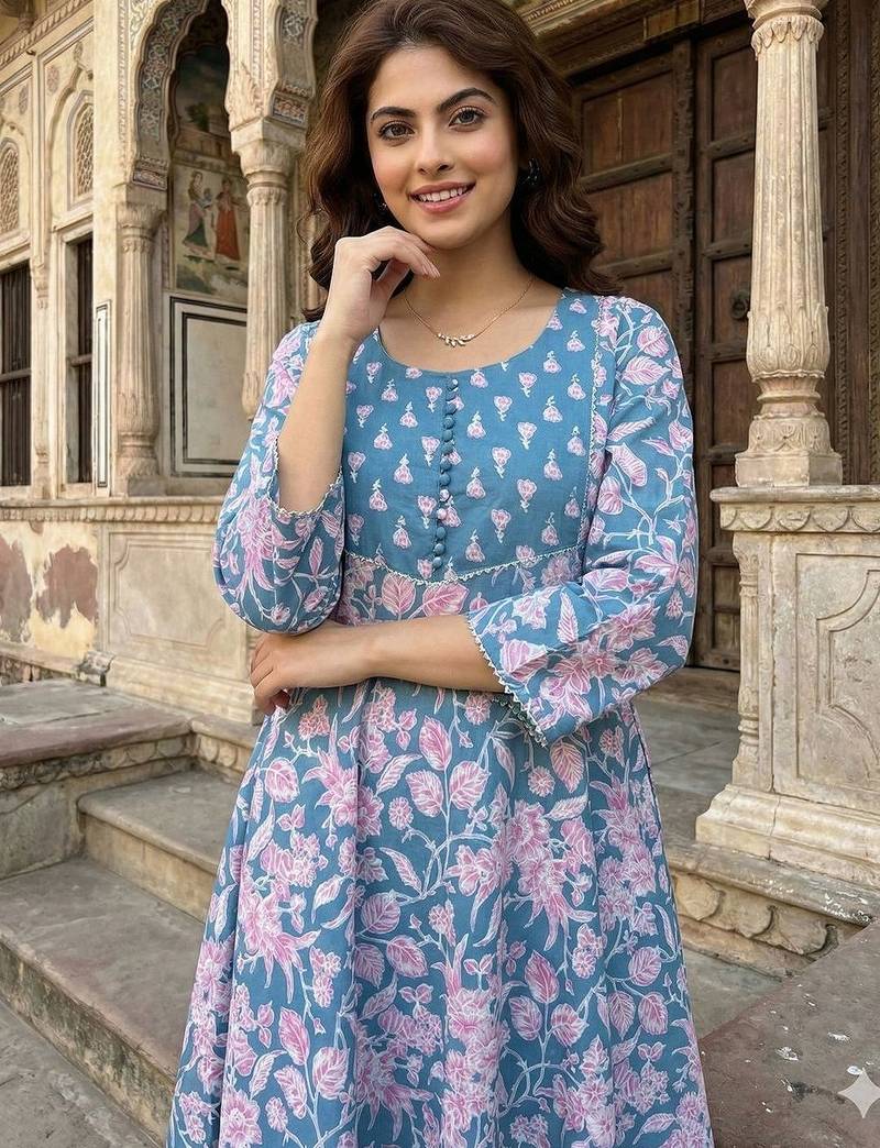 Women Floral Printed Empire Pure Cotton Kurta with Trousers & With Dupatta
